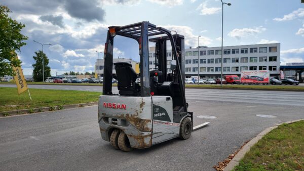 NISSAN S1N1L15Q
