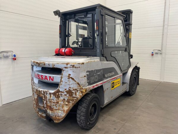 Nissan GX50 WG1F4F50Y