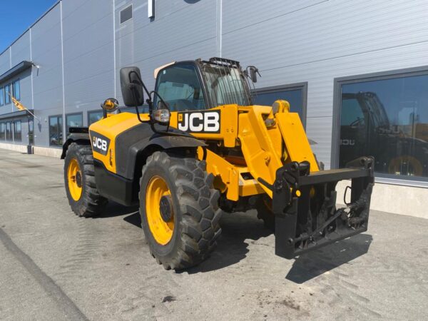 JCB 531-70