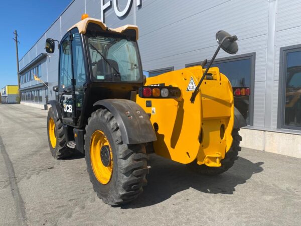JCB 531-70