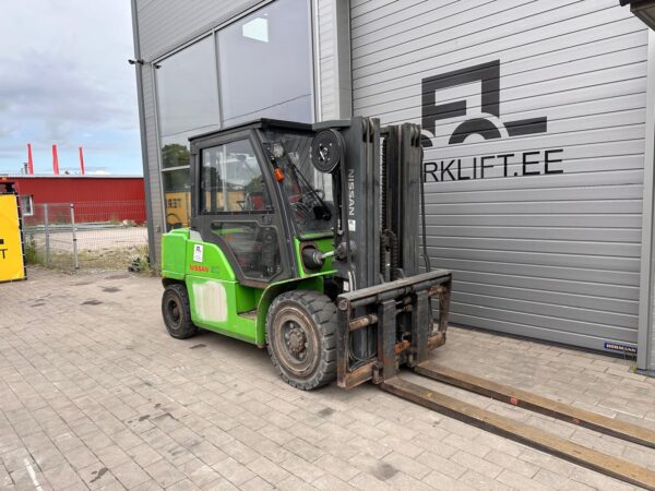 Nissan WG1F4A50