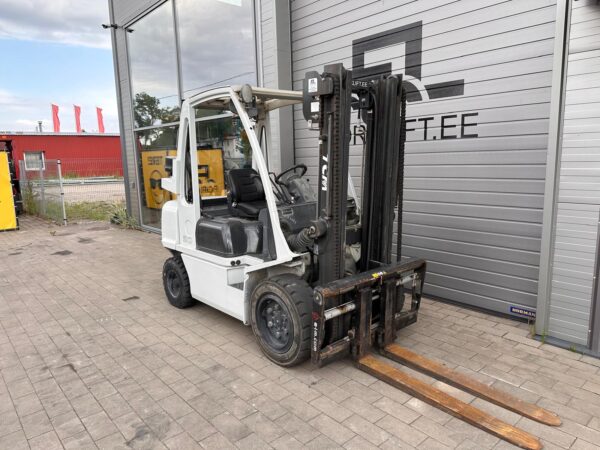 Unicarriers YG1D2A30Q