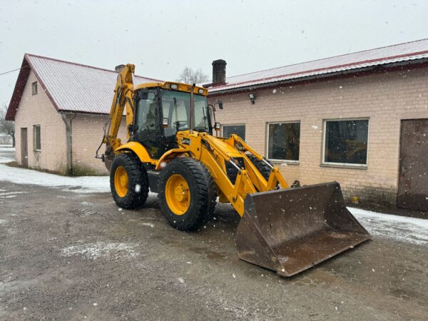 JCB 4CN