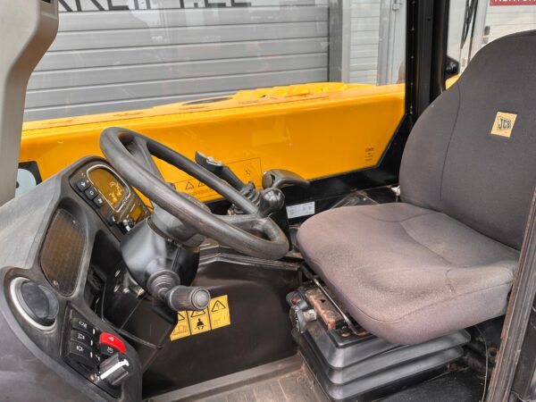JCB 525-60