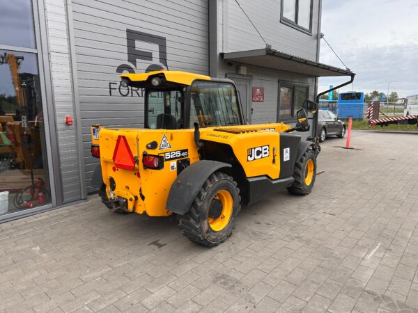 JCB 525-60