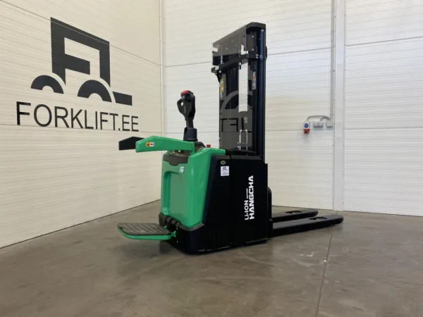 HC CDD16-XT1S-SIL 4700mm Initial lift