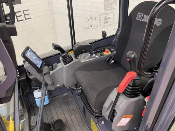 XCMG XE27E