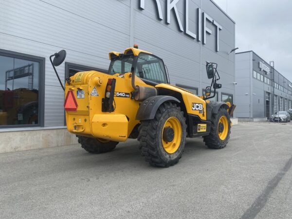 JCB 540-140