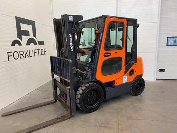 Doosan D30S-5