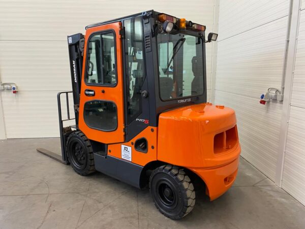 Doosan D30S-5