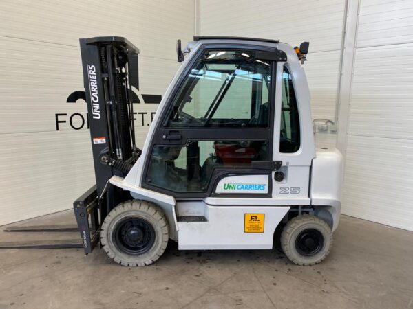 UNICARRIERS DX 25