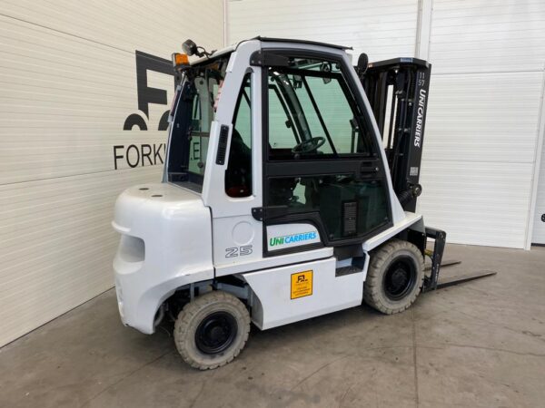 UNICARRIERS DX 25