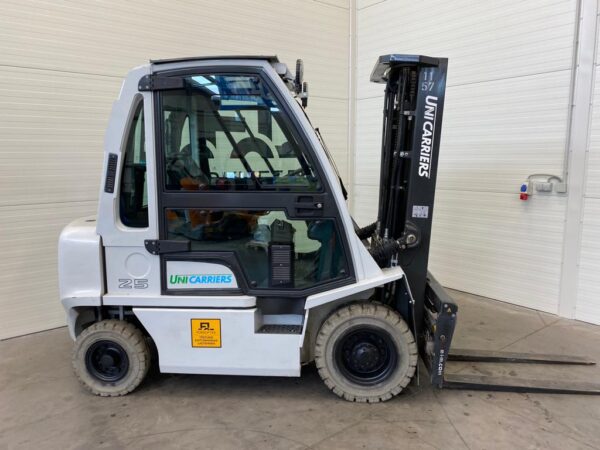 UNICARRIERS DX 25