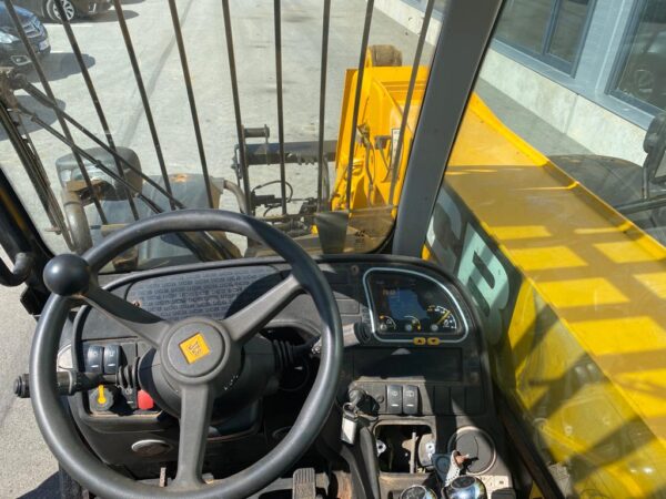 JCB 531-70