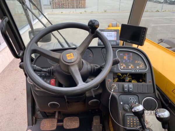 JCB 531-70
