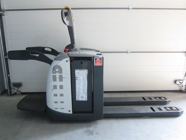 UNICARRIERS  PLP200